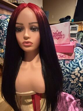 NELS Long Straight Black Wig with red Roots - Sleek Synthetic Lace Front